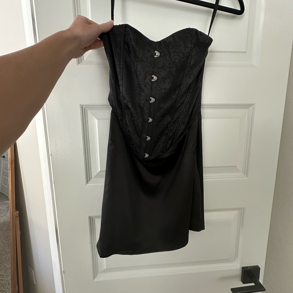 Elegant Black Strapless corset Dress